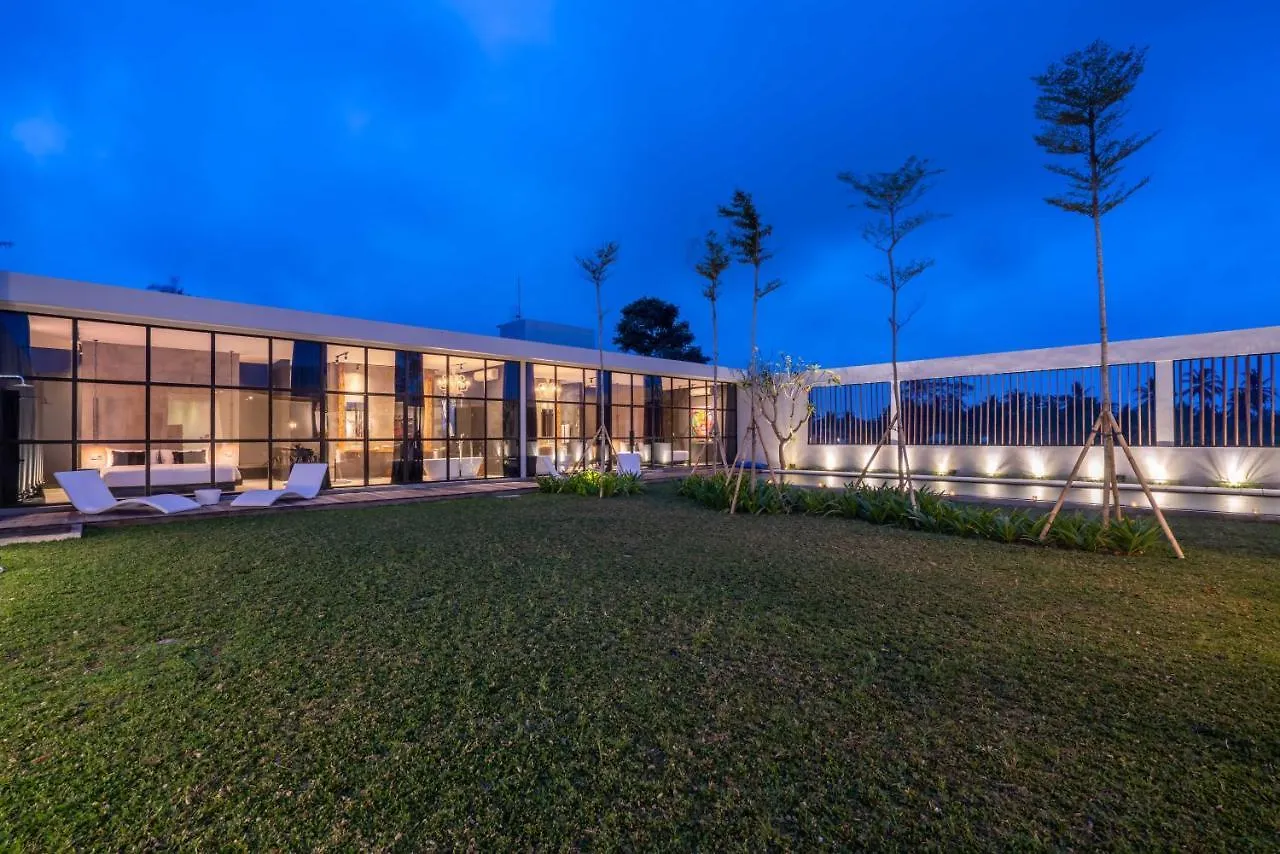 Rouge - Loft Volcano Villa Ubud